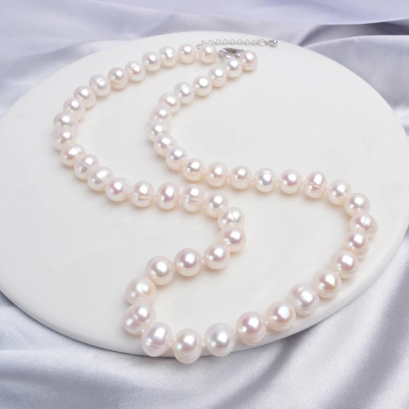 Timeless Venus Pearl Necklace – A Gift of Elegance